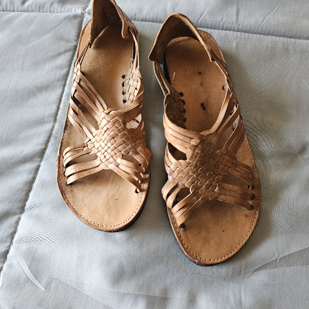 Leather Huarache Sandals Adult size 6 men/ 8 women